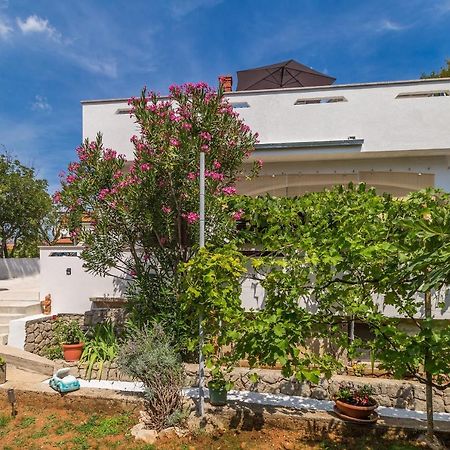 Apartman Hana Apartment Omišalj Екстериор снимка