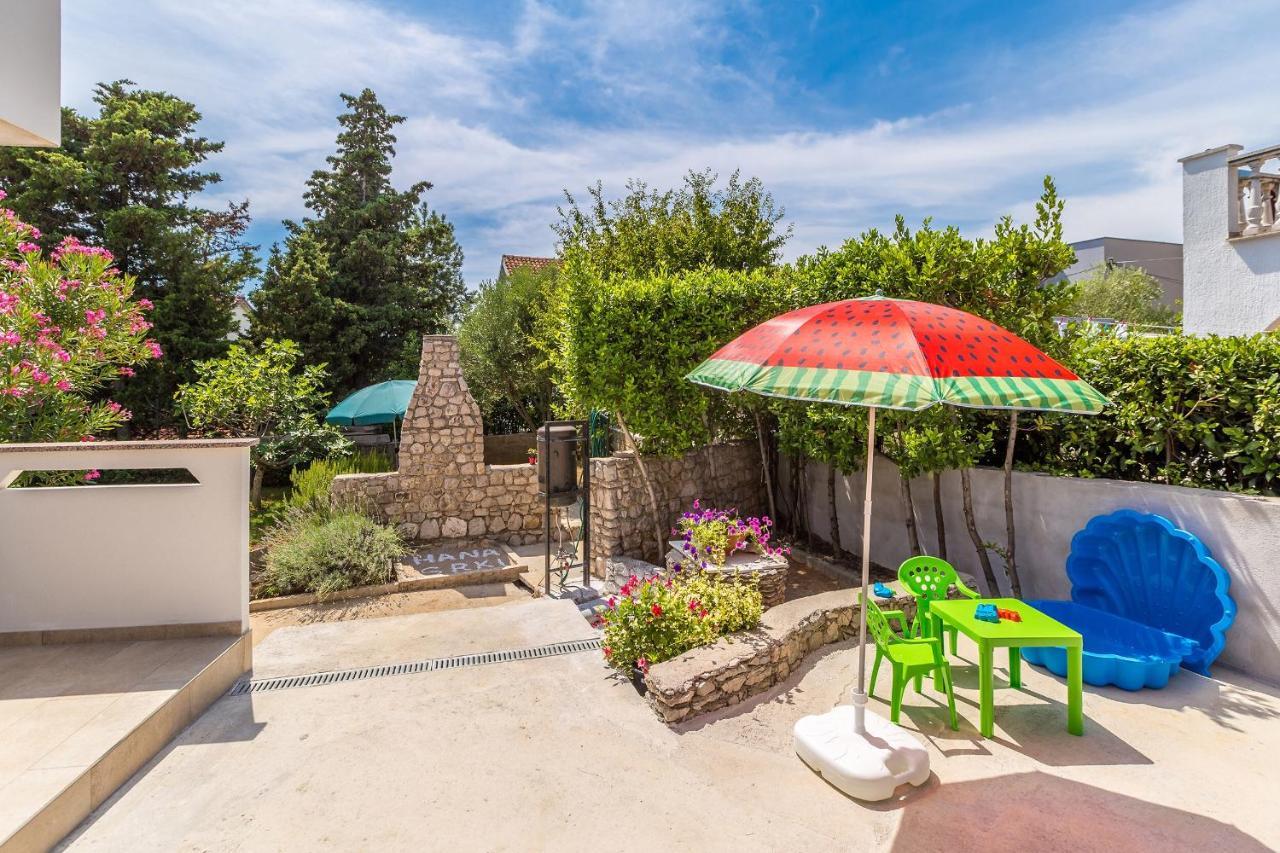 Apartman Hana Apartment Omišalj Екстериор снимка