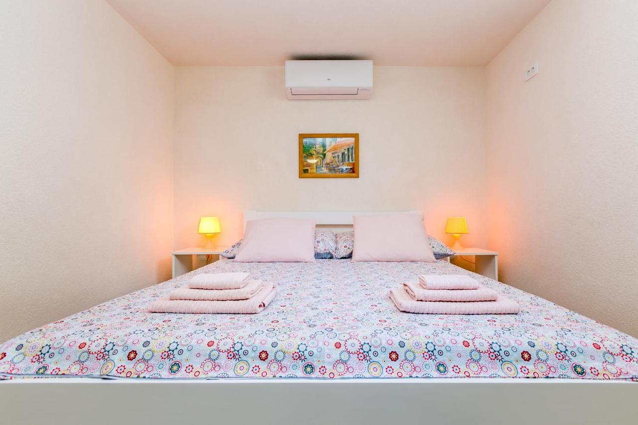 Apartman Hana Apartment Omišalj Екстериор снимка